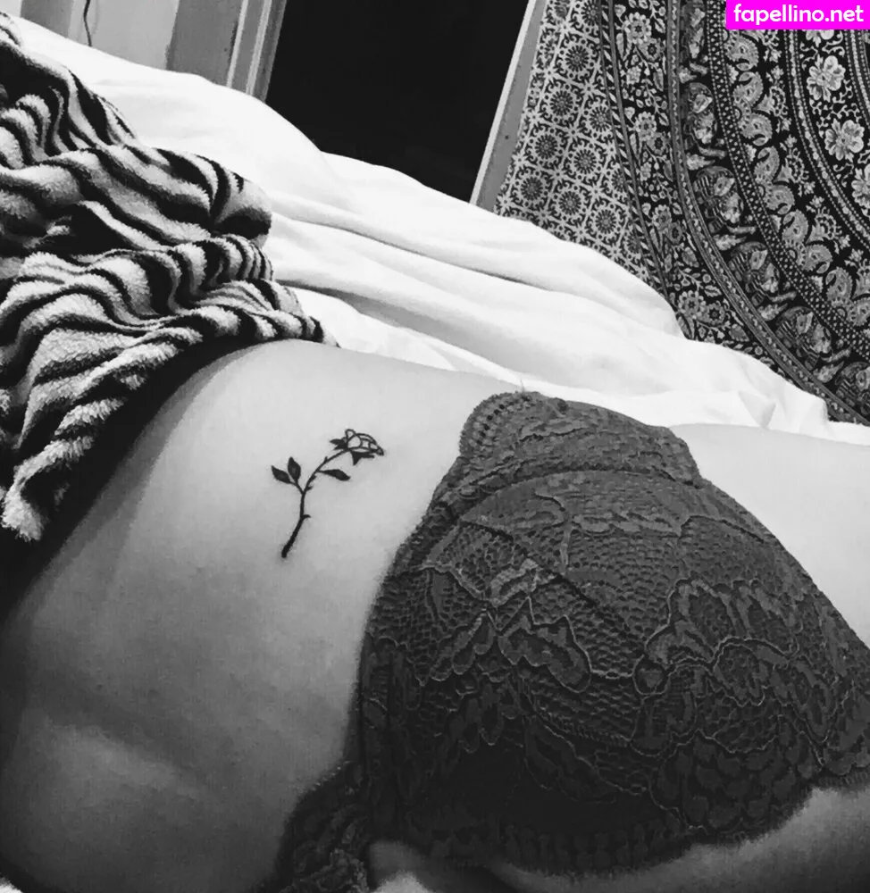 _taylormccarthy, tayy02, tayybabyy Leaked Nude Picture #DkRaC3SJ9y