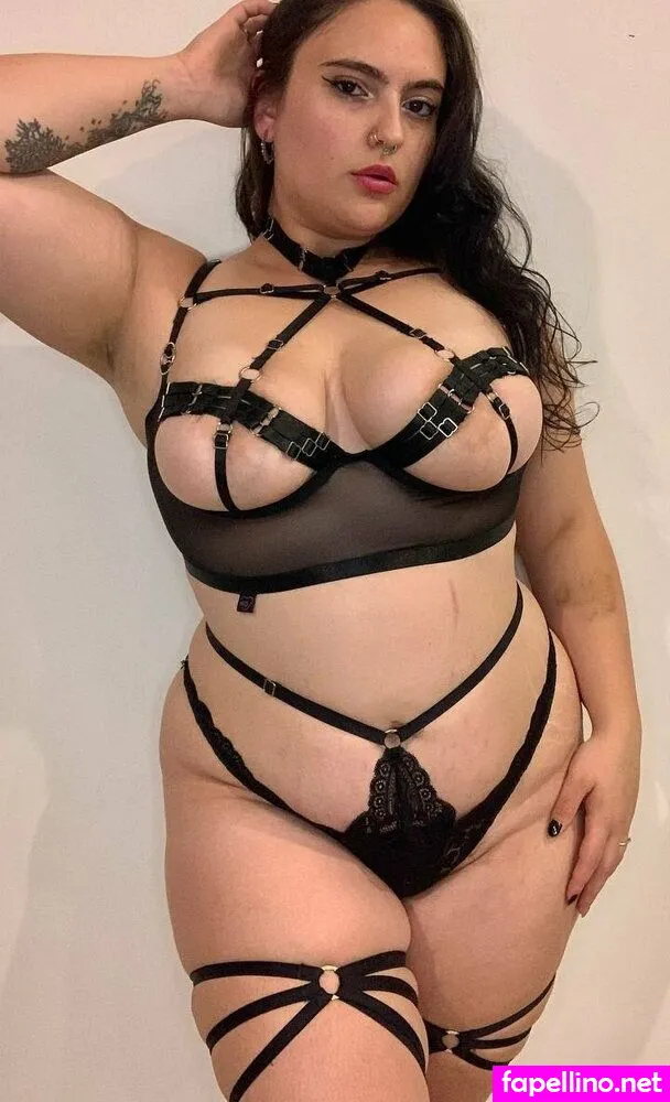 Tellmegaia, thia.megia Leaked Nude Picture #ZxV0LL1od6