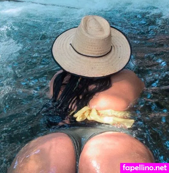 Thaysalvesp Leaked Nude Picture #6c37kQHS9L