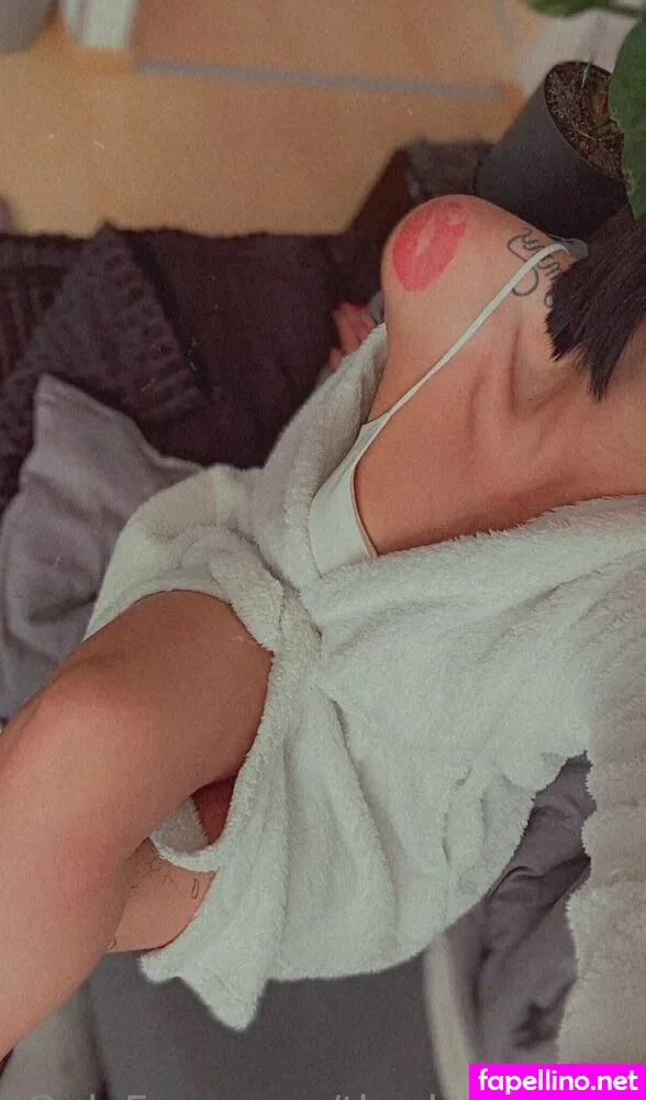 Mrs_angemi, theduramater Leaked Nude Picture #9ADf2VQiPD