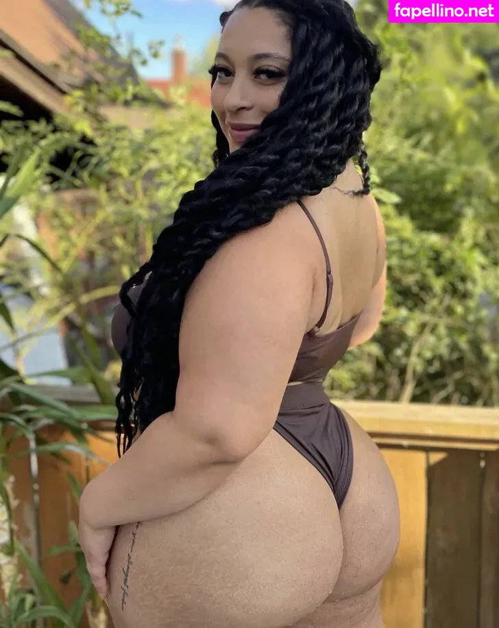 Thegirlofyourdreamz Leaked Nude Picture #nJZYL4LAqL