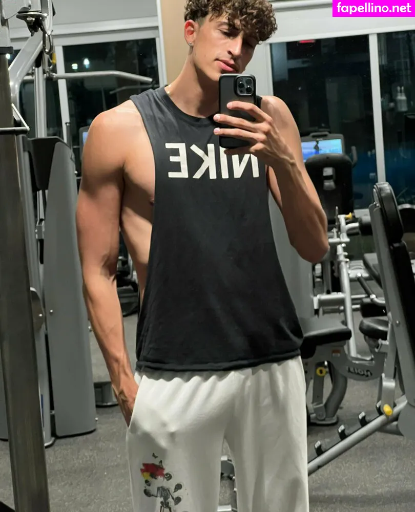 Hung_huge, thehunghooper Leaked Nude Picture #fBF8ssBLBe