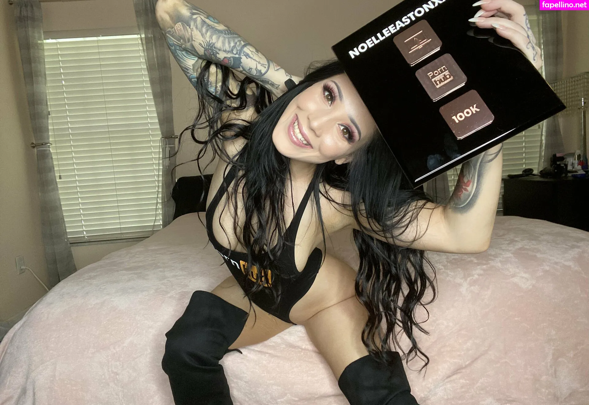 Thenoelleeaston Leaked Nude Picture #ARNCV8vwpr