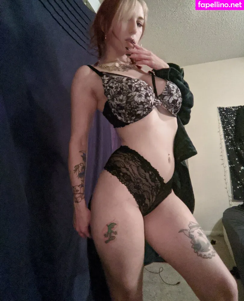 Thepigeonbrat, thepigeoness Leaked Nude Picture #5twvSvLatA