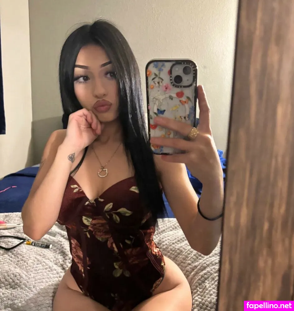 Lolabunyx, theylovelollaa Leaked Nude Picture #wtsmIt2mvr