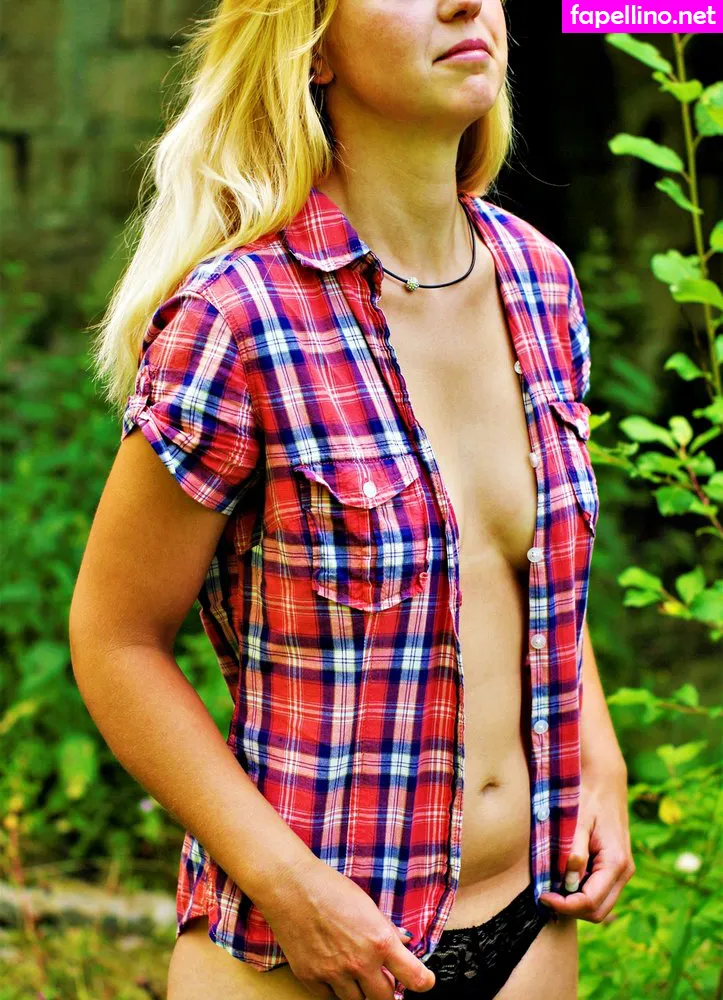 Tina LÃ¶ffler Leaked Nude Picture #2UTNuWbq3M