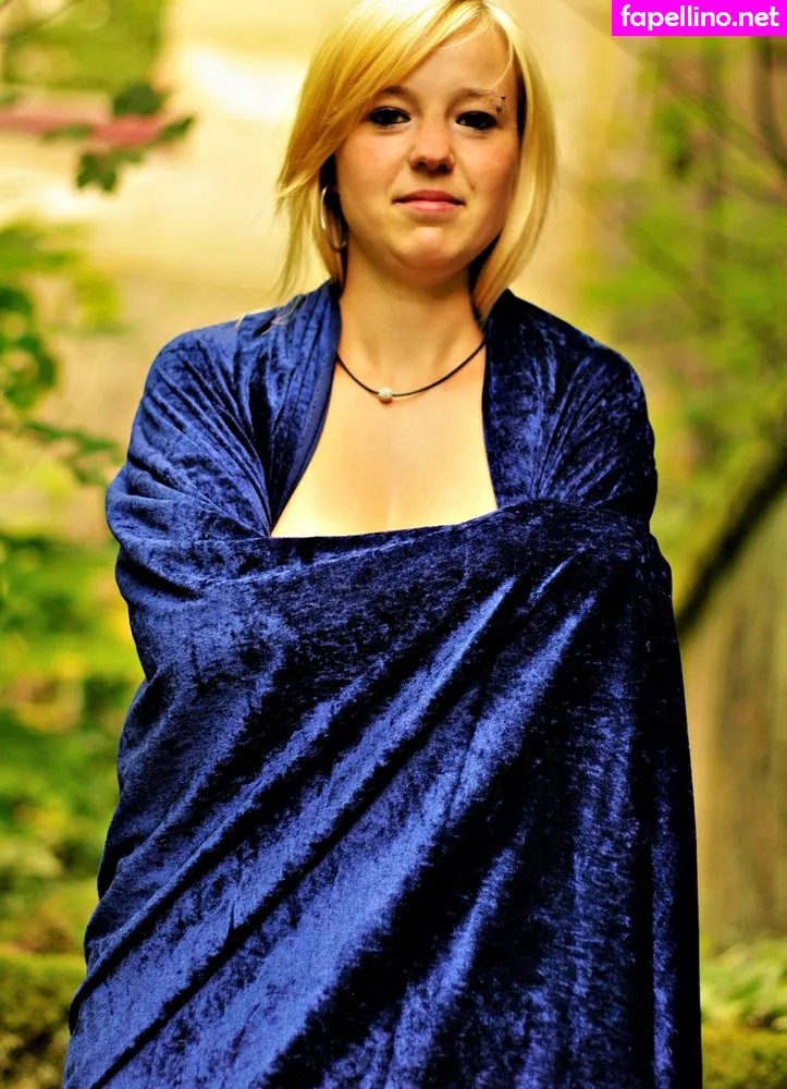 Tina LÃ¶ffler Leaked Nude Picture #i1ccoM1nns