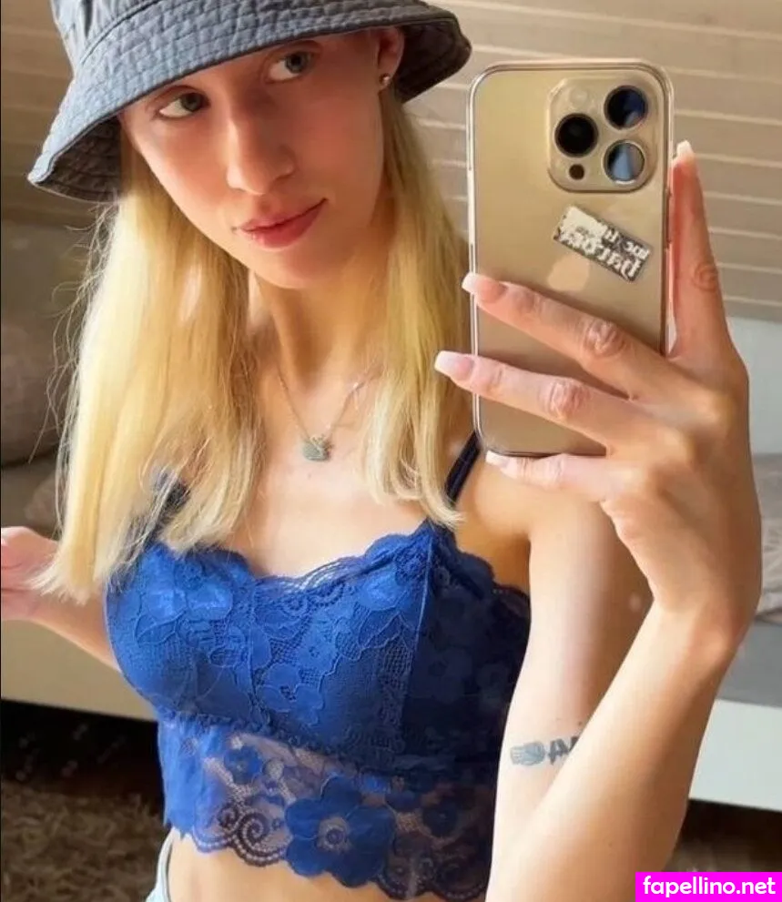Tinycoleselina Leaked Nude Picture #1jEtN4qs4Q