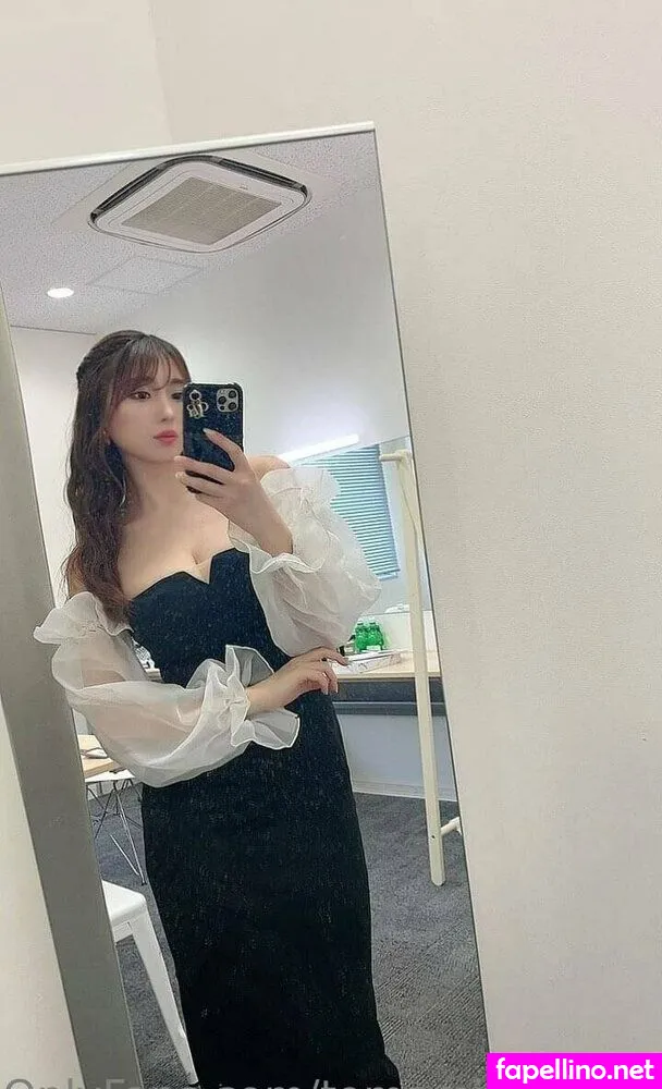 _shirdkyiaaa, tomomimorisakirip Leaked Nude Picture #ADe7ol4Jun