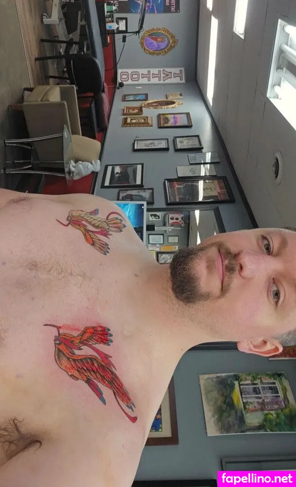 Toolbeltsanddadbods Leaked Nude Picture #RXARDjf4BU