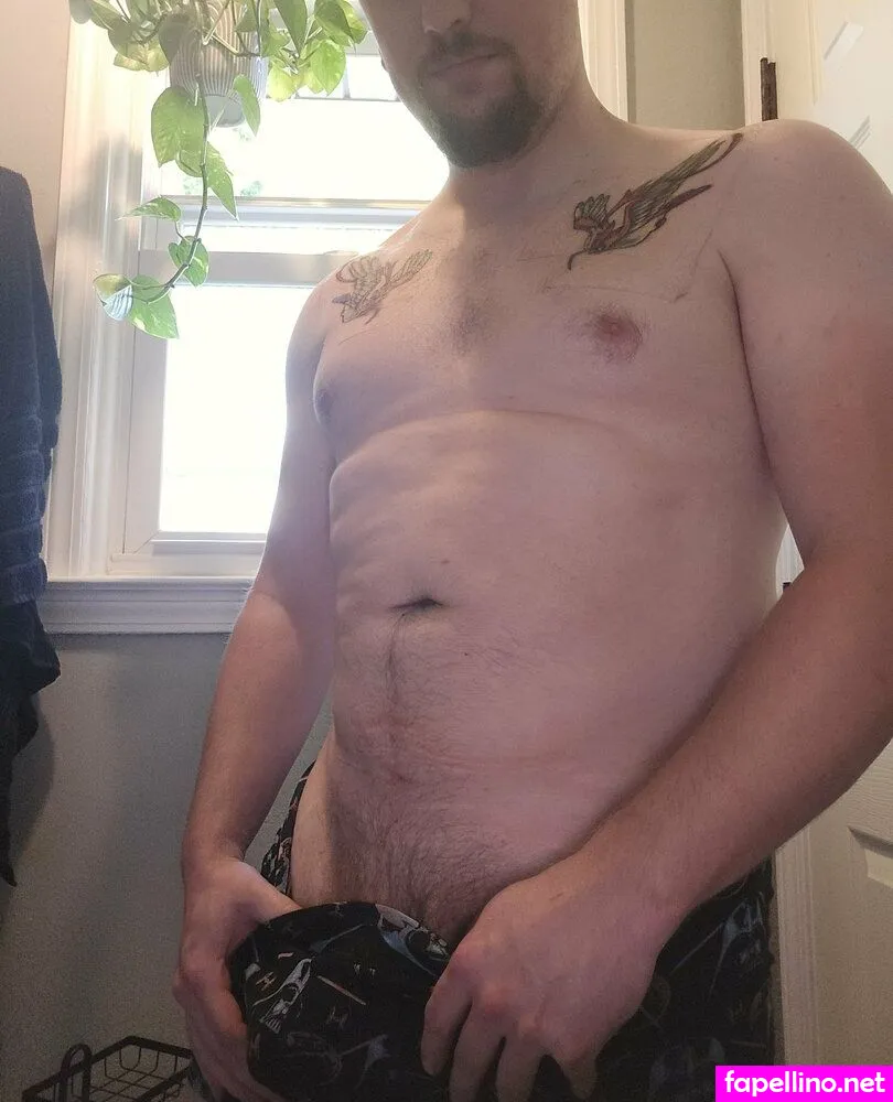 Toolbeltsanddadbods Leaked Nude Picture #oqYPKPmXNQ