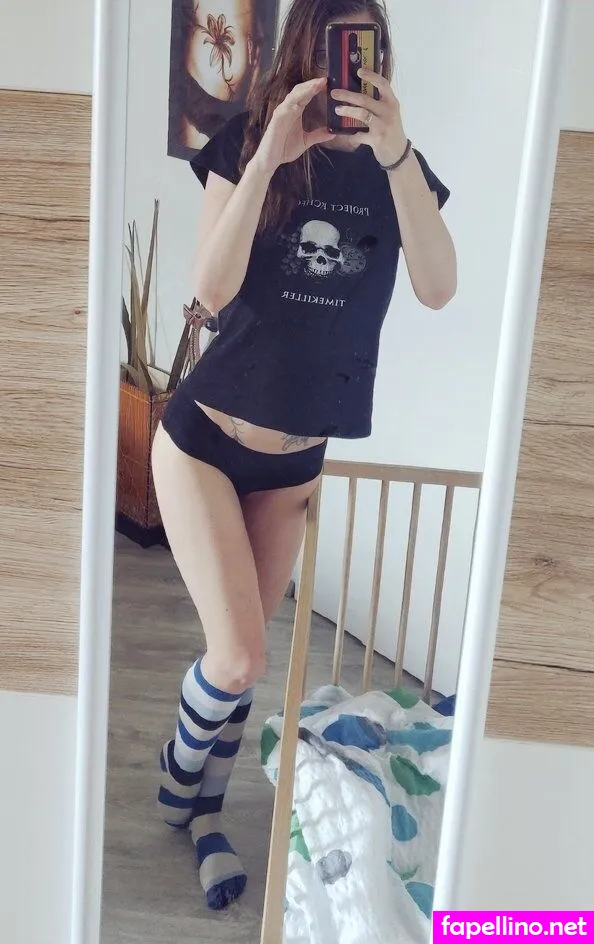 Miiiezekatze_ Leaked Nude Picture #HpDi4PZbit