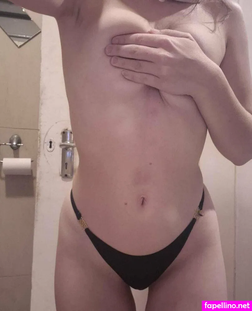 Trishauncovered Leaked Nude Picture #NesFaSEmRS