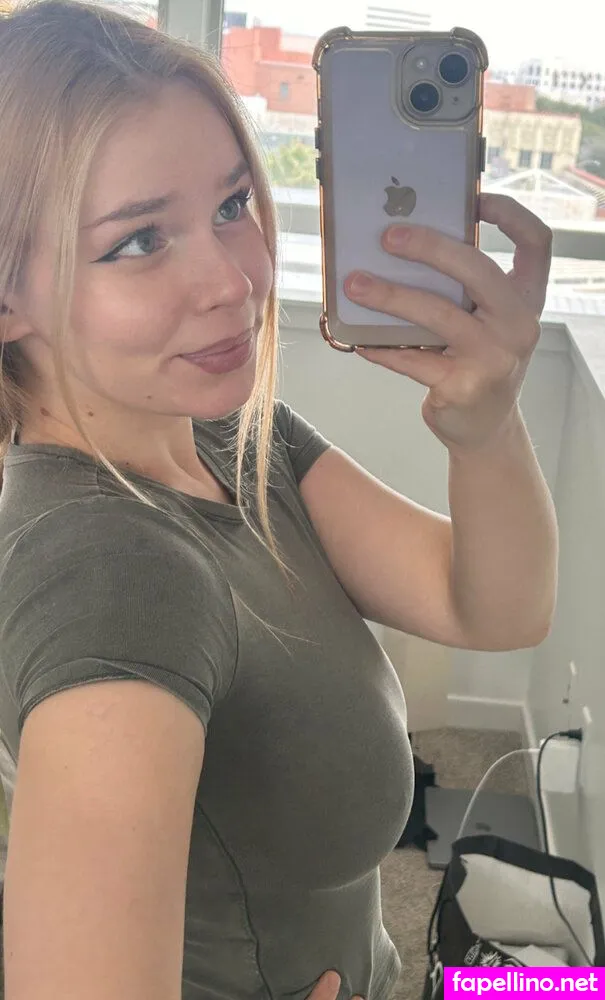 Redlyschnorr246, triss_kiss1, trissbliss Leaked Nude Picture #HQOwp6sHTN
