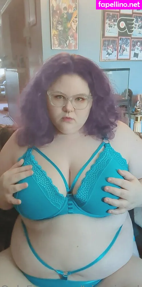 Trixie_cake_nsfw, trixxxiecake Leaked Nude Picture #9XZ9yLEbLx