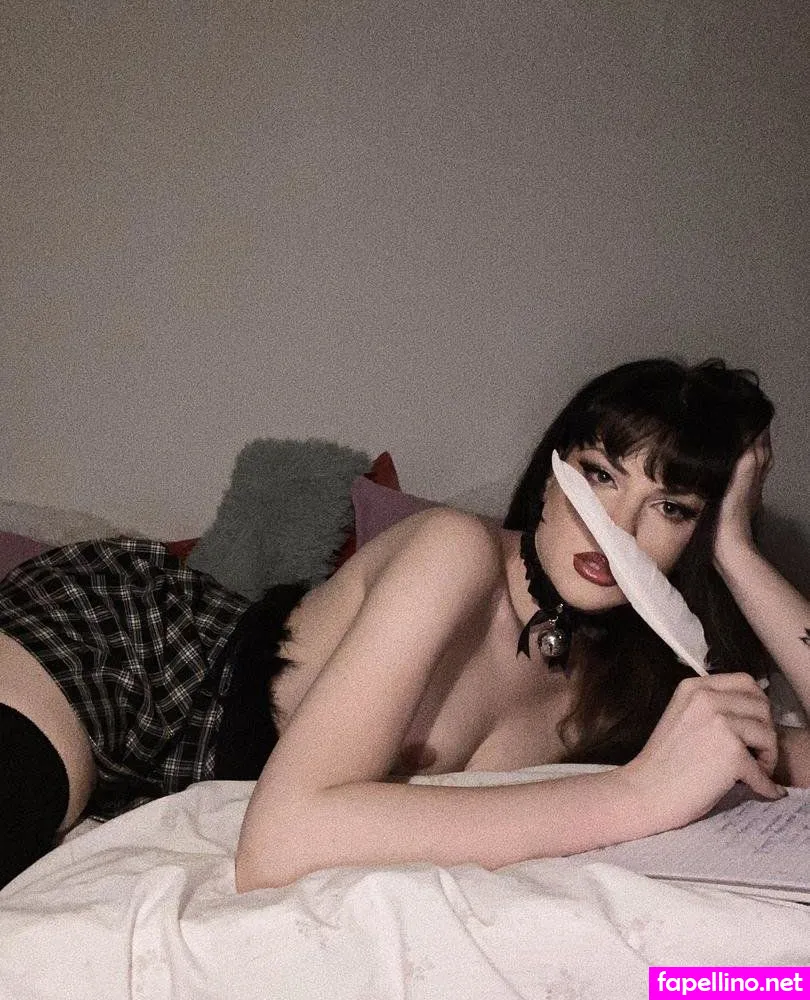 Tslauraa Leaked Nude Picture #BJIA39IOi9