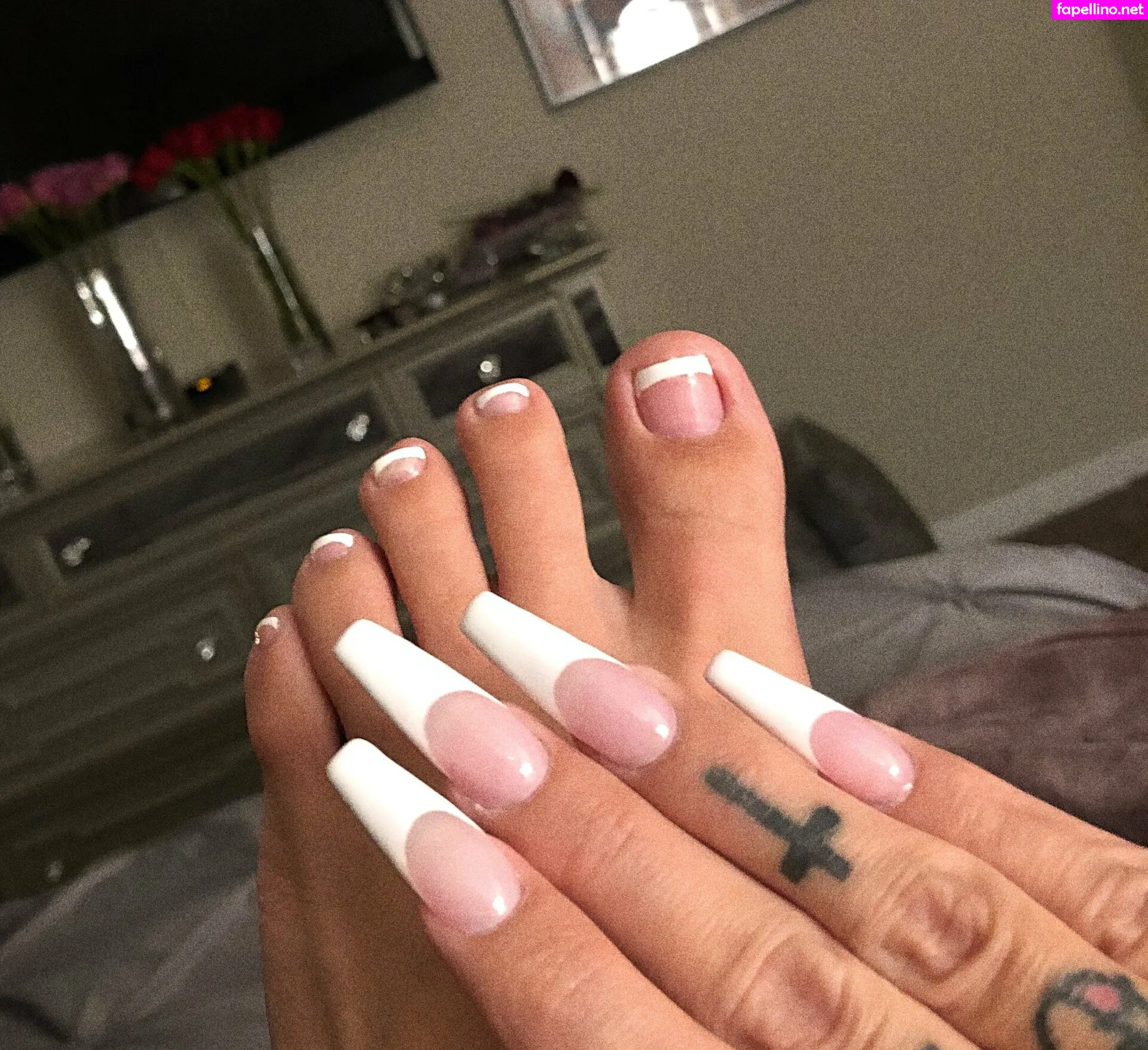 Iamtrishajames, tsnadialove Leaked Nude Picture #vcFBPlSp7n