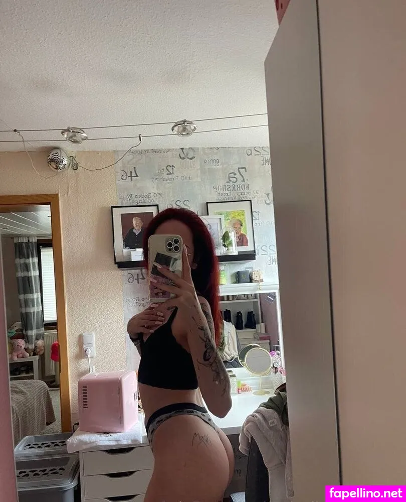 Typicallaurasophie Leaked Nude Picture #brDRSBjr0T