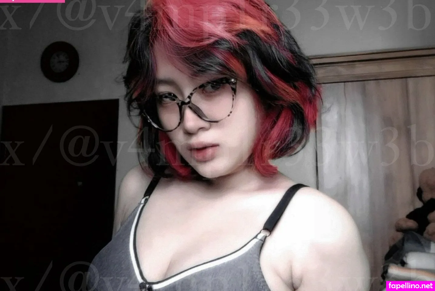 V4mp1r33w3b Leaked Nude Picture #6ItCnLPgQ6