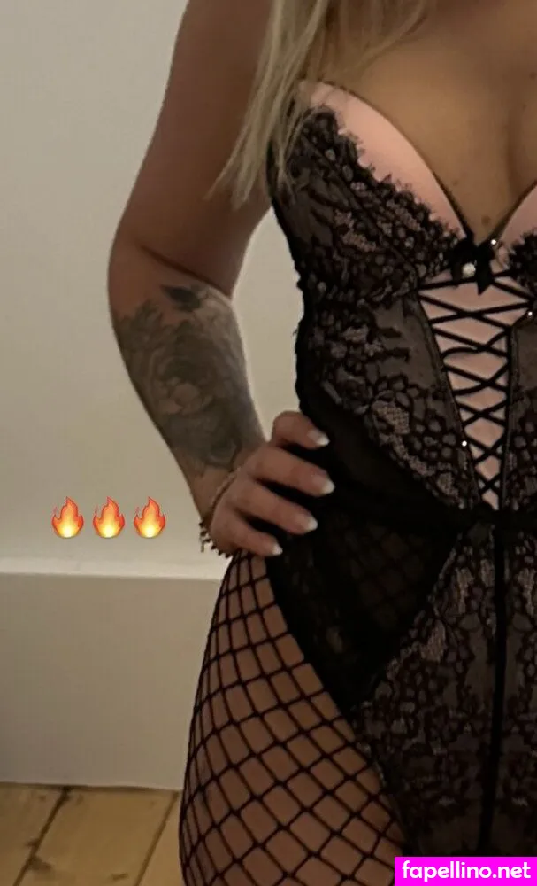 Valee_122, valee_secret Leaked Nude Picture #VXv9h5B8qS