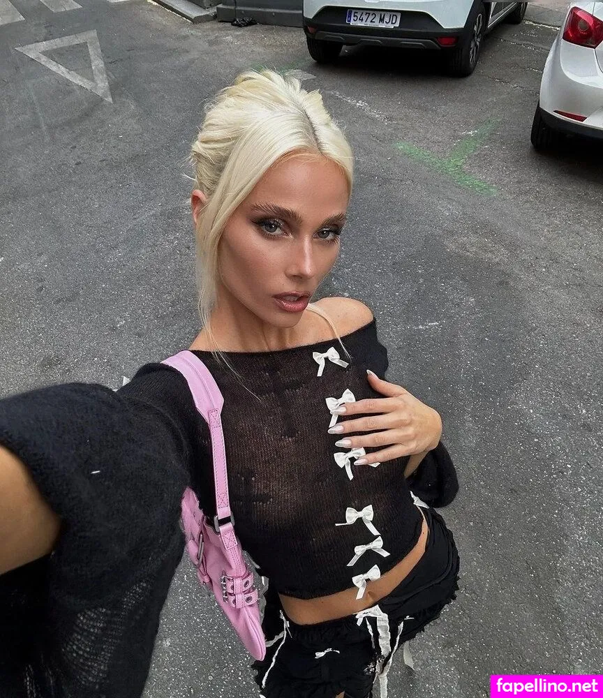 Saint.valentina, valentinazenere Leaked Nude Picture #xu9htNqxb7