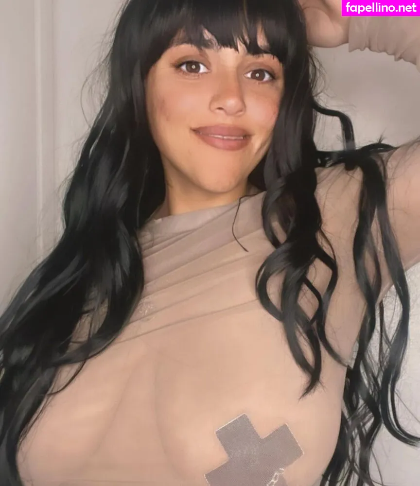 Valesv122, vvillarreal333 Leaked Nude Picture #1SvMAfaYmi