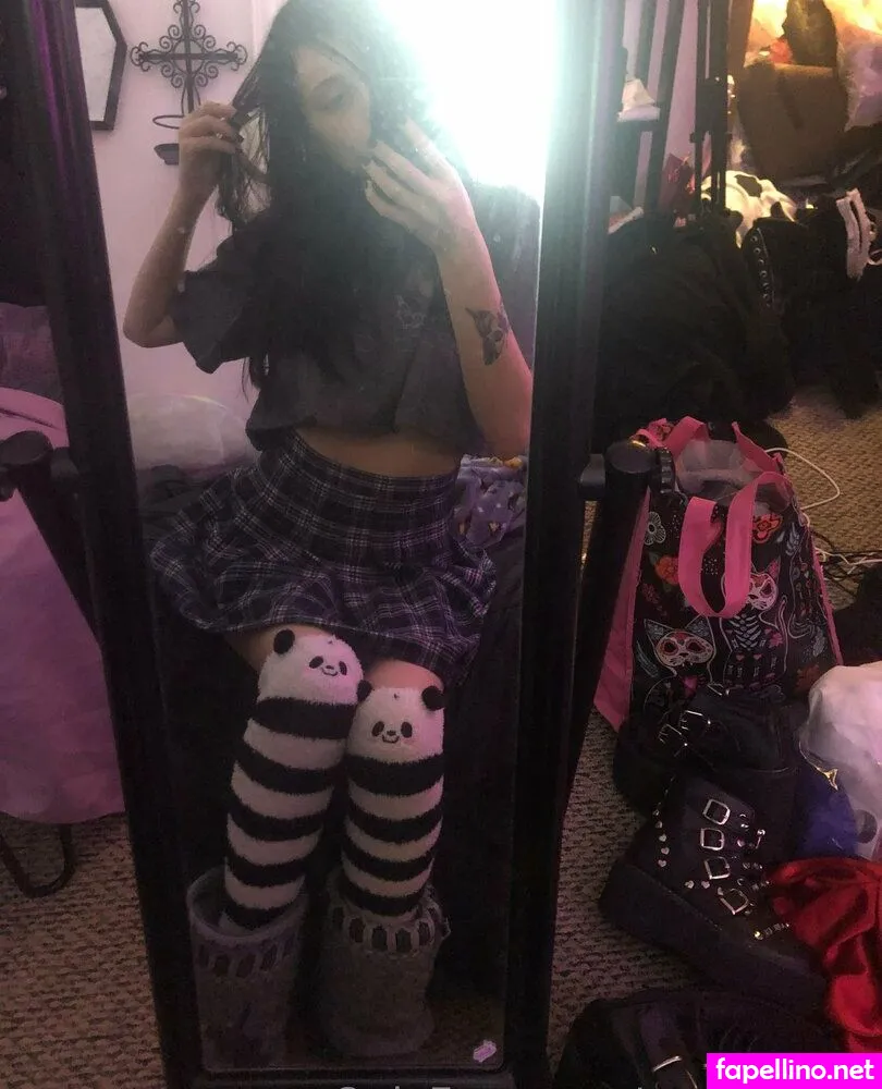 Vampviolet, vampviolets Leaked Nude Picture #BTEpJPdTdW