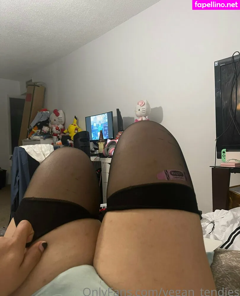 Nyanberry, vegan_tendies Leaked Nude Picture #UL3BMNGgB9