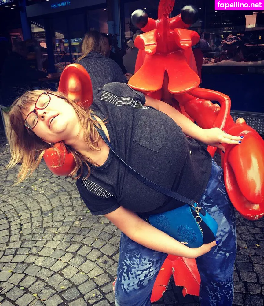 Lubitlafiki, m1vanova, nika_vki Leaked Nude Picture #Lb0xTDBK0n