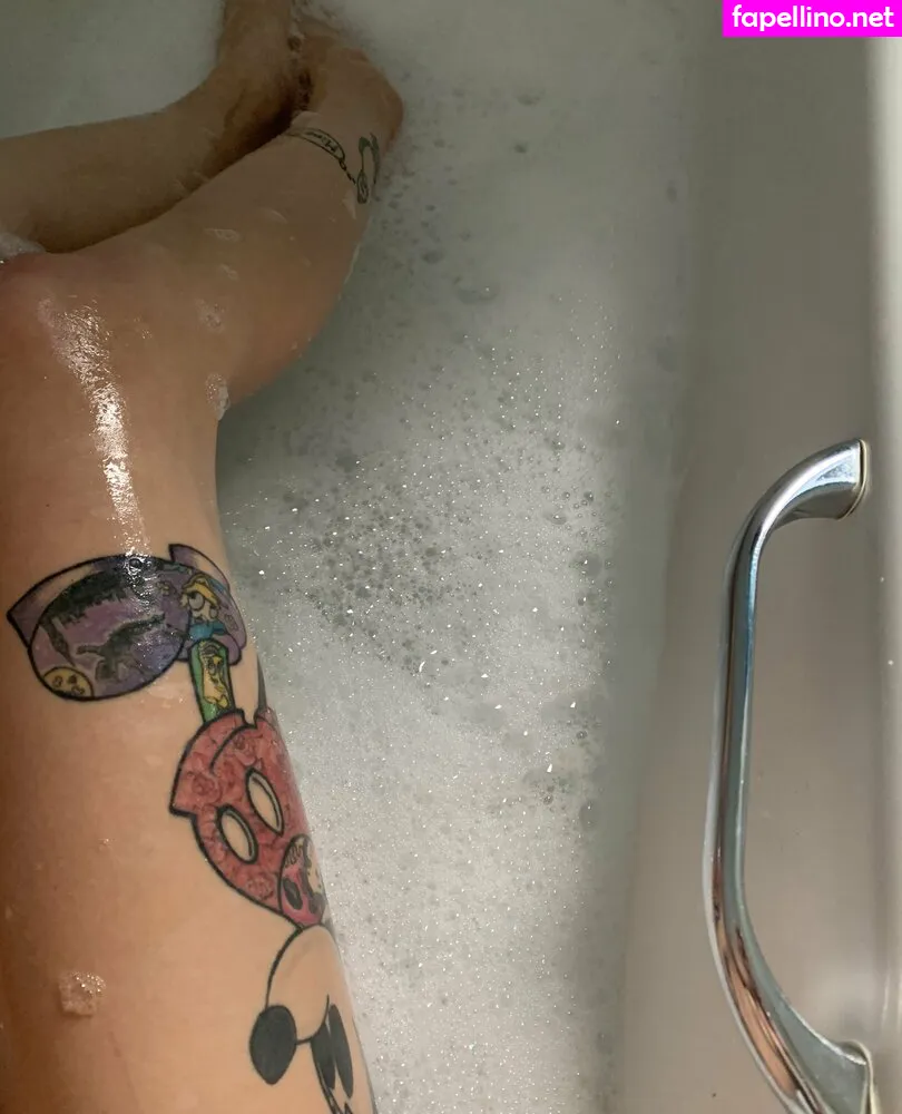 _becckkzz_, viky_b_free Leaked Nude Picture #IMlLdHcf2v
