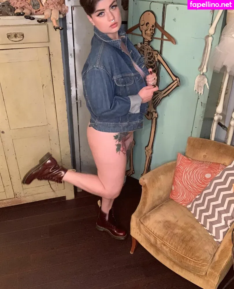 Grimyandgolden, Rosieposiepie, vintage_vogue Leaked Nude Picture #CWPc2gcOqJ
