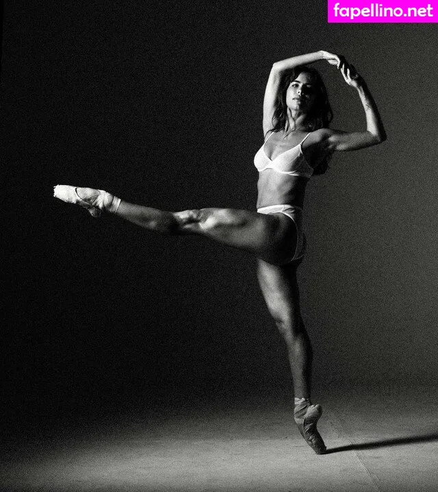 Violetta Leaked Nude Picture #WgI25deFNr