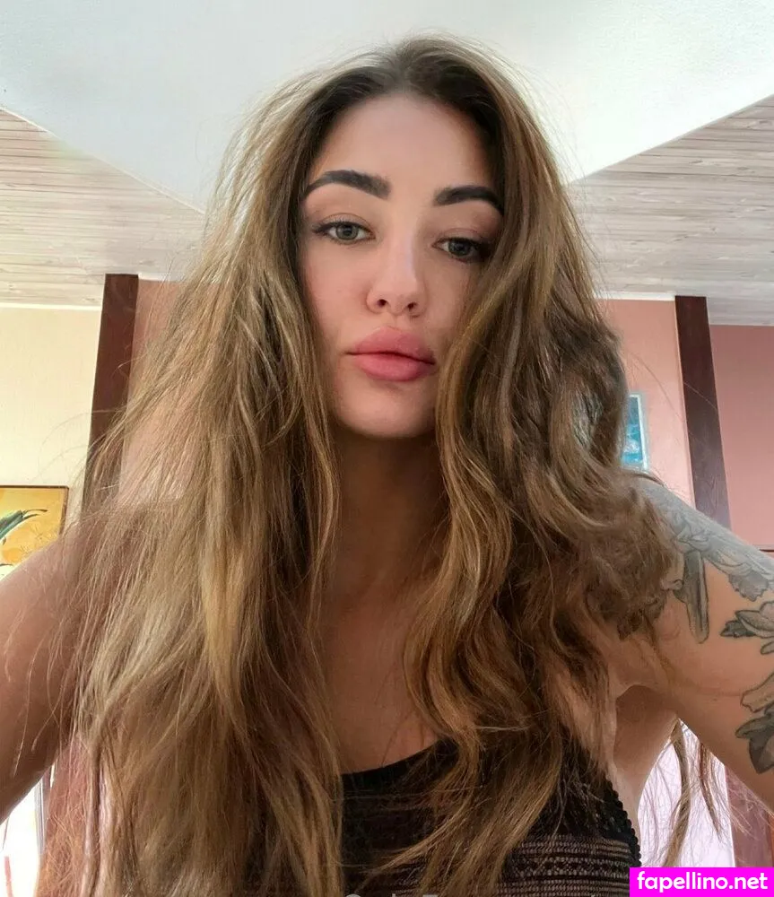 Phewploy, vipmommyamelia Leaked Nude Picture #0EE7DxIPTh