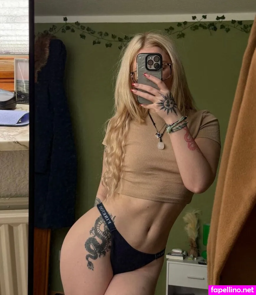 Vivian_wydt Leaked Nude Picture #RykYKSNnAS
