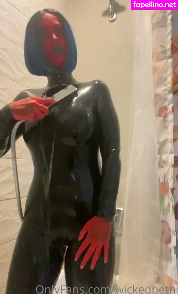 WickedBeth, bettyclark, kayebxtch17 Leaked Nude Picture #LDhvULTjlP