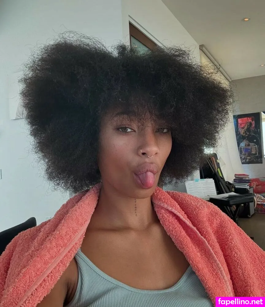 Willowsmith Leaked Nude Picture #SnwVehexCG