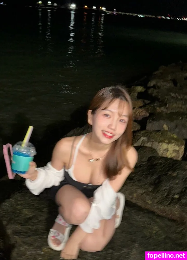 Y._.bly__ Leaked Nude Picture #3fAVe7SI34