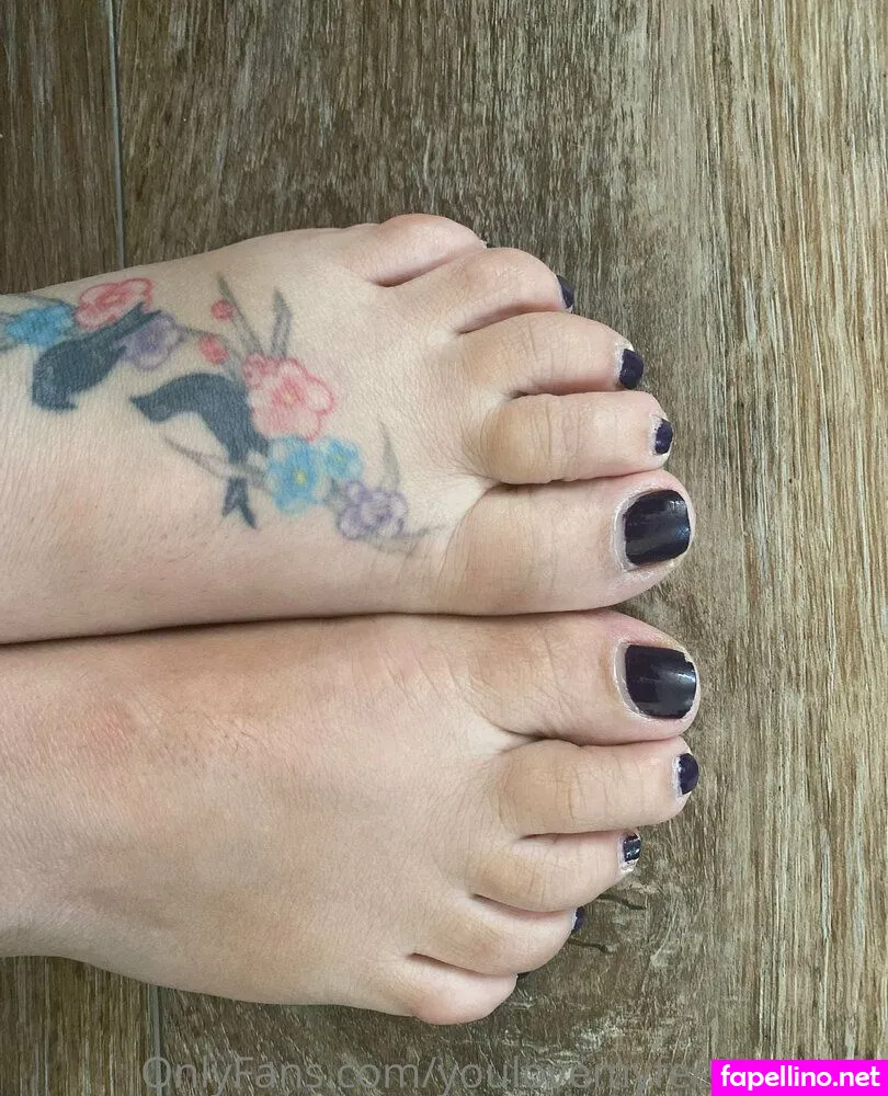 Youlovemyfeettrample Leaked Nude Picture #xW45kCF96L