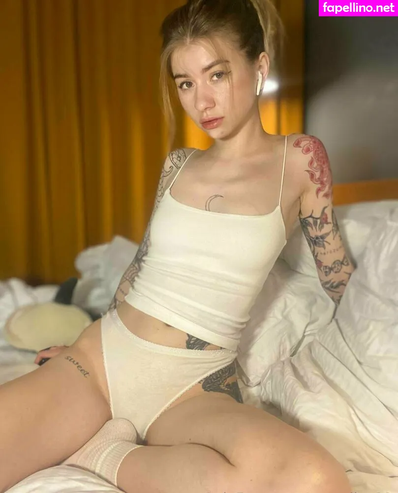 Iea_u, youralice33 Leaked Nude Picture #GcFtLzTYVg