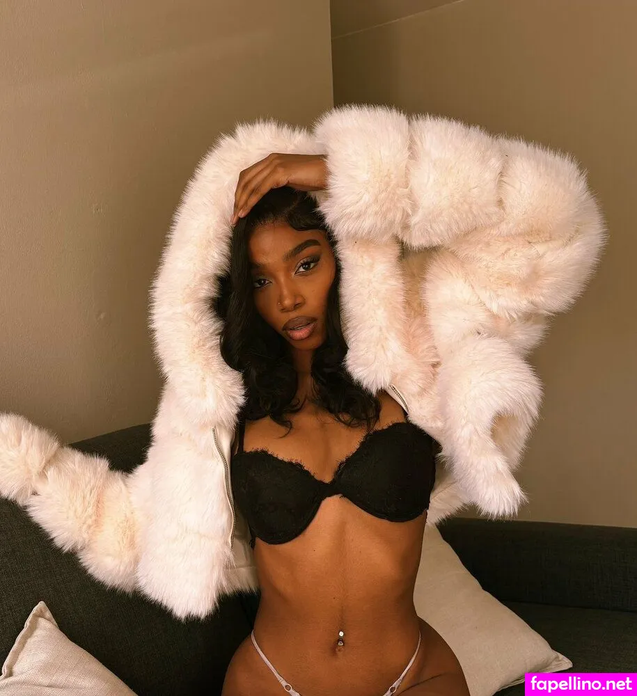 Yourlittlezuri Leaked Nude Picture #B6O1AIM48P