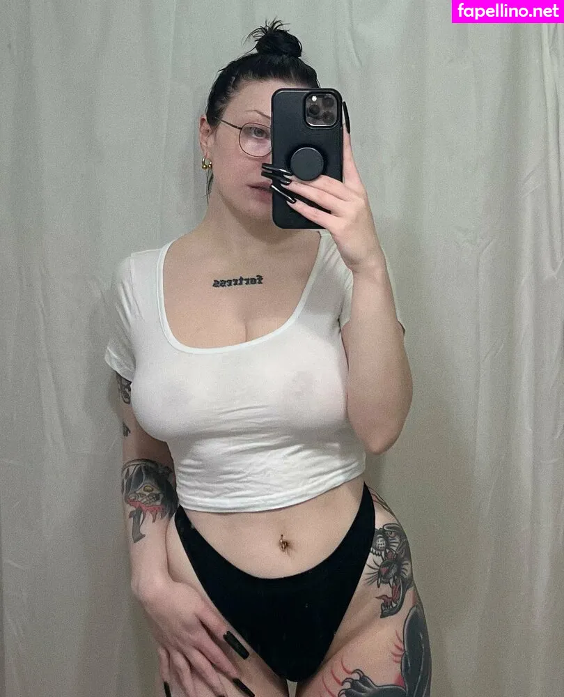 Yyentaa Leaked Nude Picture #J31R7Wh13s