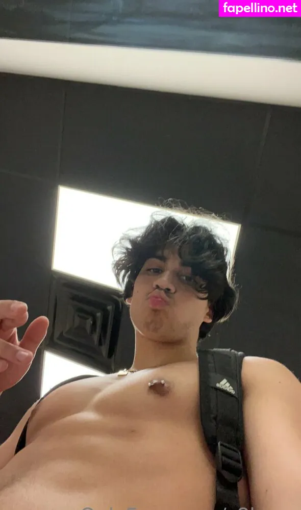 Z8buza Leaked Nude Picture #FQrmytts3F