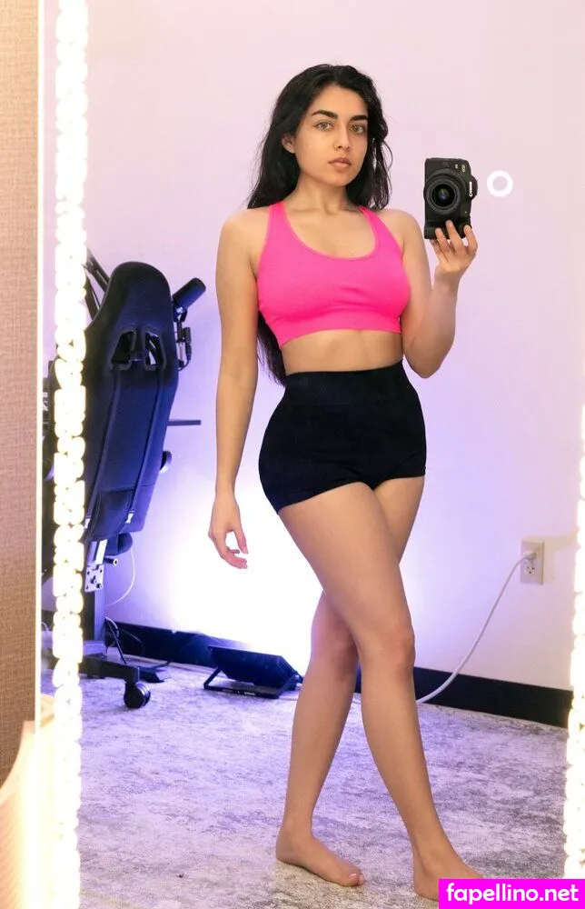 Zara.darz, zaradar.tv Leaked Nude Picture #uhbtSK67up