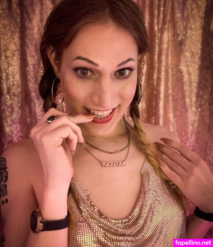 Https:, thezinasofia Leaked Nude Picture #H4ArBpAxHB