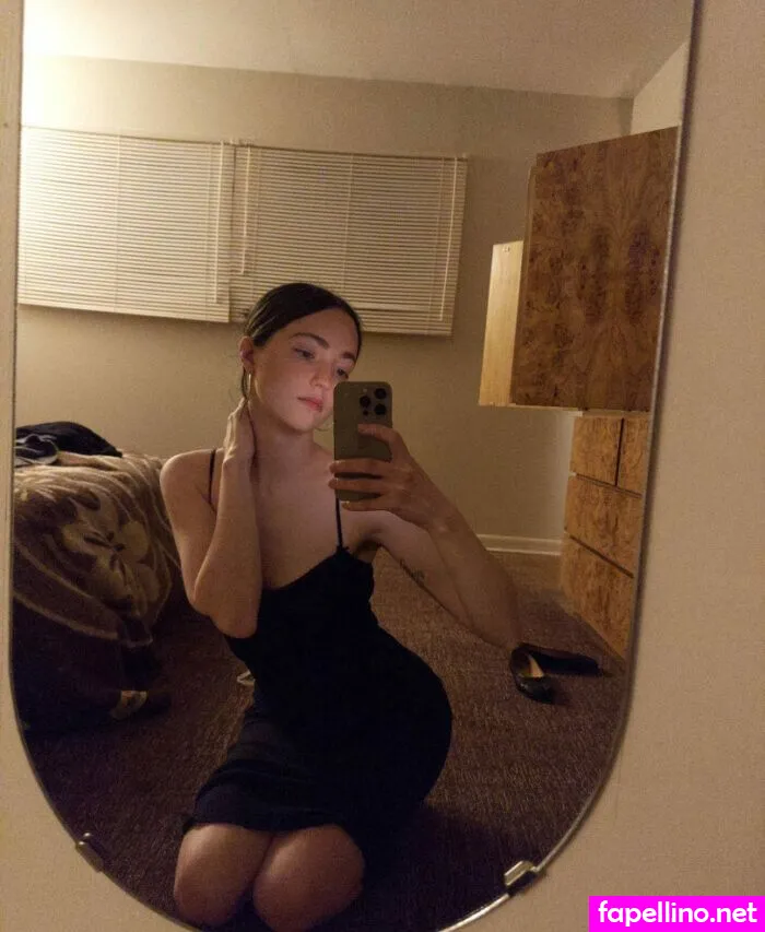 Zoeloveshouses Leaked Nude Picture #3ynRdznJeF