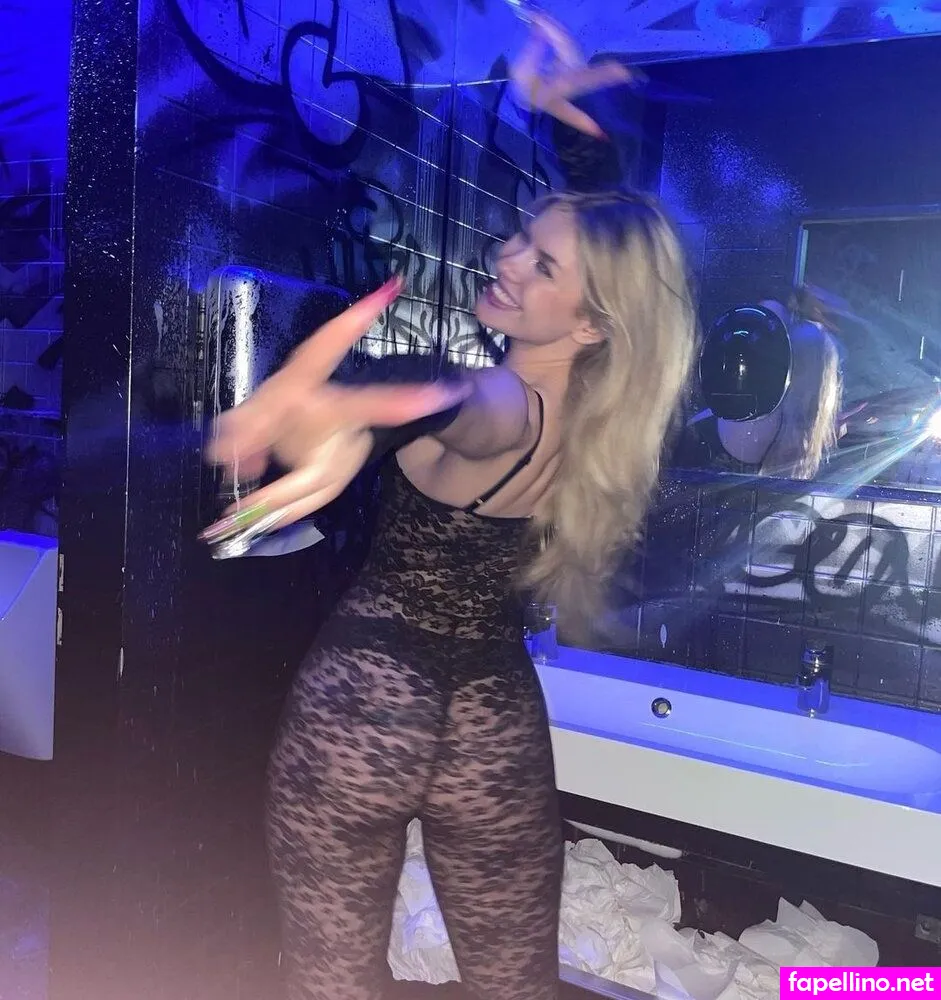 Zsazsainci Leaked Nude Picture #s31FE77Wfu